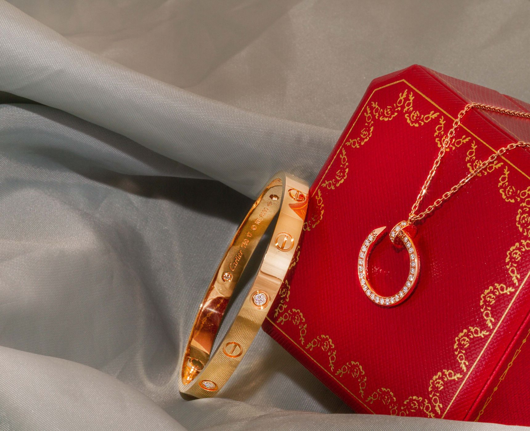 A Guide to Buying SecondHand Jewellery Ramsdens