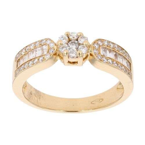 18ct Yellow Gold 0.60ct Brilliant And Baguette Cut Diamond Cluster Ring ...