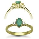 18ct Yellow Gold D 0.08ct Emerald 0.50ct 3 Stone Ring