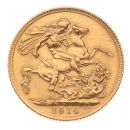 1914 George V Large Head UK Full Sovereign Coin