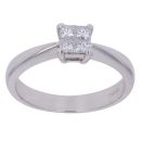 18ct White Gold 0.25ct Princess Cut Diamond Cluster Ring