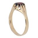 9ct Yellow Gold Garnet Single Stone Signet Ring