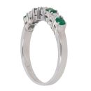 18ct White Gold 0.10ct Diamond And Emerald Ring