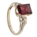 9ct Yellow Gold 0.05ct Diamond and Garnet Single Stone Ring