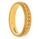 22ct Yellow Gold Patterned 4.2mm Wedding Band