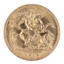1915 George V Large Head UK Half Sovereign Coin