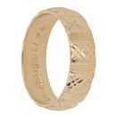 18ct Yellow Gold Patterned 5.5mm Wedding Band