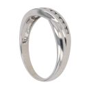 9ct White Gold 0.25ct Brilliant Crossover Ring