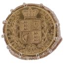 9ct Yellow Gold 1875 Victoria Young Head Australia Full Sovereign Coin Ring