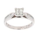 18ct White Gold 0.75ct Diamond Cluster Ring