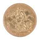 1913 George V Large Head UK Full Sovereign Coin