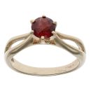 9ct Yellow Gold Red Gemstone Single Stone Ring