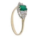 9ct Yellow Gold Cubic Zirconia Chalcedony Cluster Ring