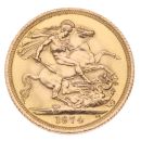 1974 Elizabeth II Decimal Portrait UK Full Soveriegn Coin