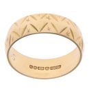 18ct Yellow Gold Patterned Wedding Band 5mm