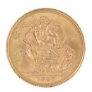 1967 Elizabeth II First Portrait UK Full Sovereign Coin