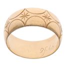 9ct Yellow Gold Patterned Wedding Band 8.6mm