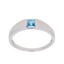 9ct White Gold Blue Topaz Single Stone Ring