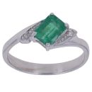 9ct White Gold 0.02ct Diamond and Emerald Single Stone Ring