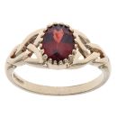 9ct Yellow Gold Garnet Solitaire Ring