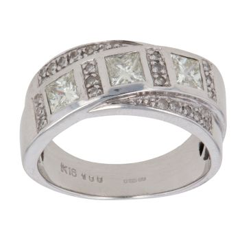 18ct White Gold 1.00ct Princess And Brilliant Cut Diamond Crossover Ring