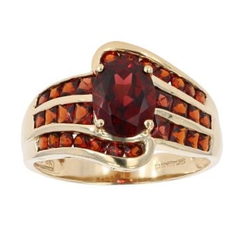 9ct Yellow Gold Garnet Cluster Ring