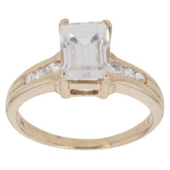 9ct Yellow Gold Cubic Zirconia Fancy Ring