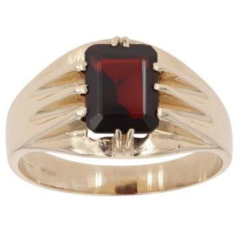 9ct Yellow Gold Garnet Signet Ring