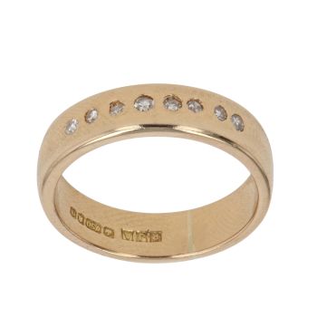 18ct Yellow Gold 0.15ct Brilliant Cut Diamond Wedding Band 4.7mm