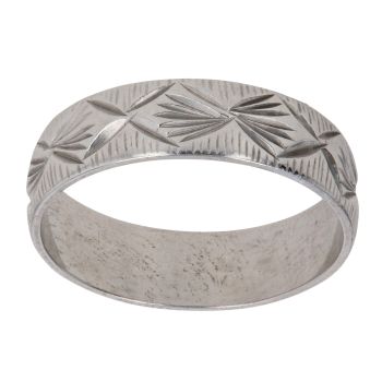 9ct White Gold 5.6mm Patterned Wedding Band