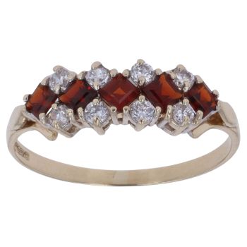 9ct Yellow Gold Cubic Zirconia and Garnet Cluster Ring