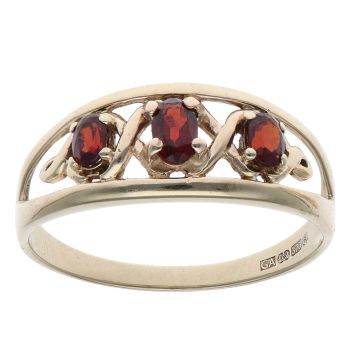9ct Yellow Gold Garnet Three Stone Ring