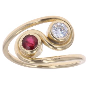 18ct Yellow Gold 0.25ct Diamond And Ruby Ring