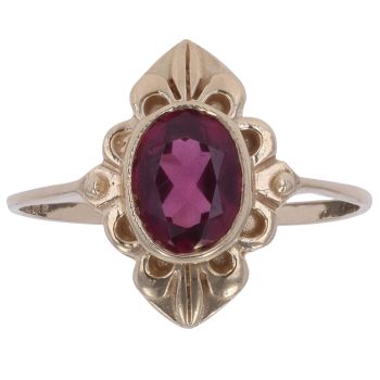 9ct Yellow Gold Garnet Solitaire Ring