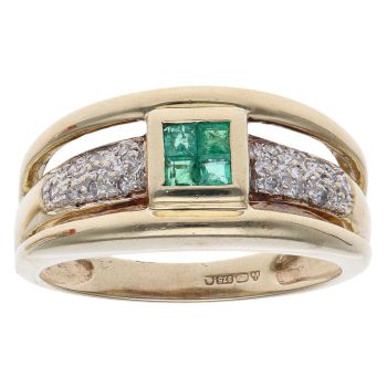 9ct Yellow Gold 0.07ct Diamond and Emerald Cluster Ring