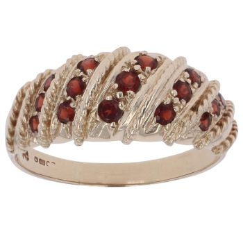 9ct Yellow Gold Garnet Fancy Ring