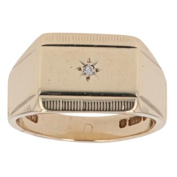 9ct Yellow Gold 0.02ct Diamond Patterned Signet Ring