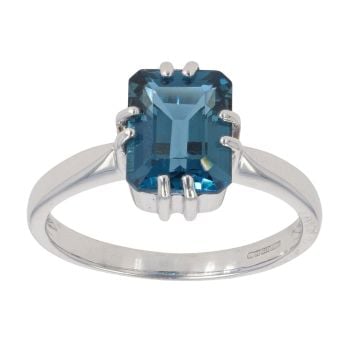 9ct White Gold Topaz Single Stone Ring