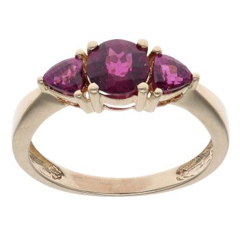 9ct Yellow Gold Garnet Three Stone Ring