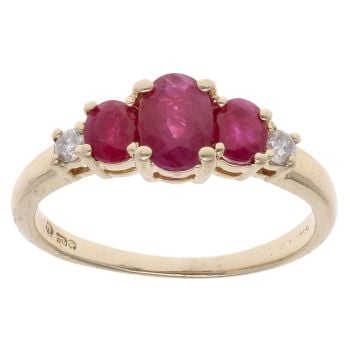 9ct Yellow Gold 0.02ct Diamond And Ruby Ring
