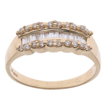 18ct Yellow Gold 0.40ct Brilliant and Baguette Cut Diamond Fancy Ring