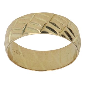 18ct Yellow Gold 5mm Patterned Wedding Band