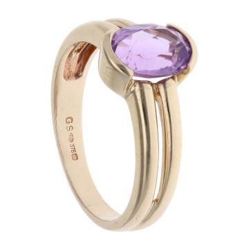 9ct Yellow Gold Amethyst Solitaire Ring