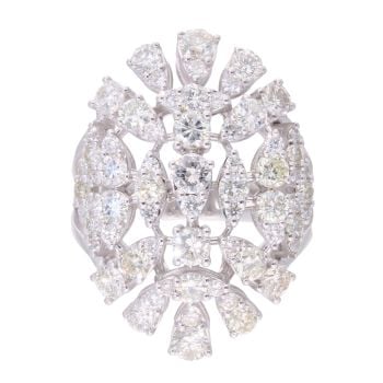 18ct White Gold 3.20ct Diamond Cluster Ring
