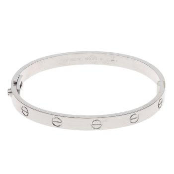 18ct White Gold Patterned Bangle