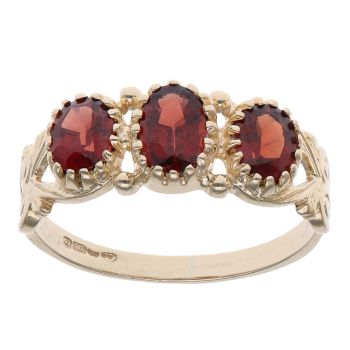 9ct Yellow Gold Three Stone Garnet Fancy Ring
