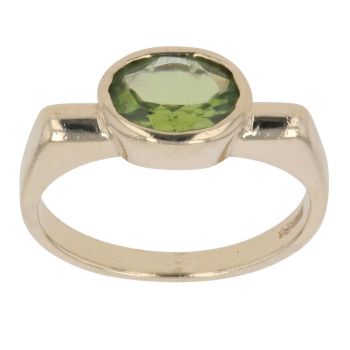 9ct Yellow Gold Peridot Single Stone Ring