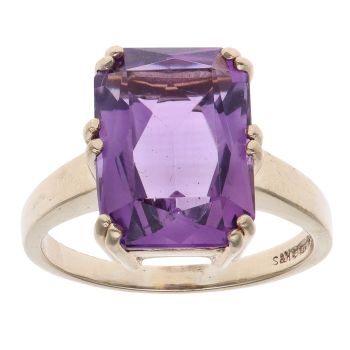 9ct Yellow Gold Amethyst Solitaire Ring