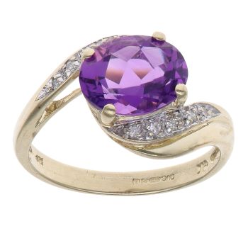 9ct Yellow Gold 0.05ct Brilliant Cut Diamond and Amethyst Solitaire Ring
