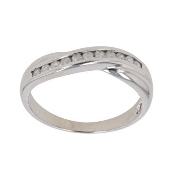 9ct White Gold 0.25ct Brilliant Crossover Ring